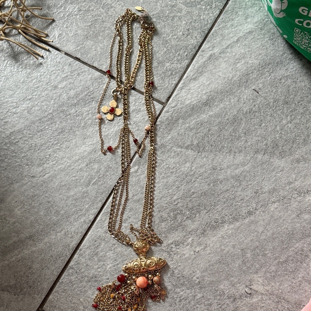 Layered Elegant Gold and Red Pendant Necklace
